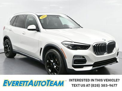 Used 2019 BMW X5 xDrive40i w/ Premium Package 2