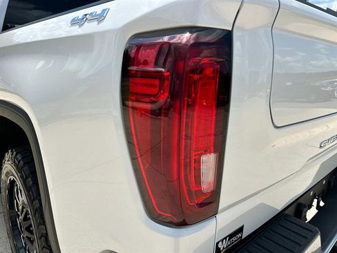 Certified 2023 GMC Sierra 1500 SLT w/ SLT Premium Package image 11