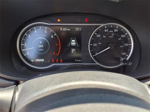 New 2025 Nissan Versa SR w/ Trunk Package image 18