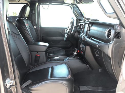 Used 2020 Jeep Gladiator Rubicon AWD/4WD image 38