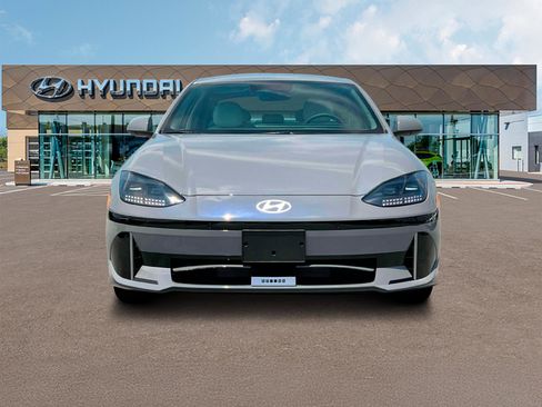New 2025 Hyundai Ioniq 6 SEL image 12