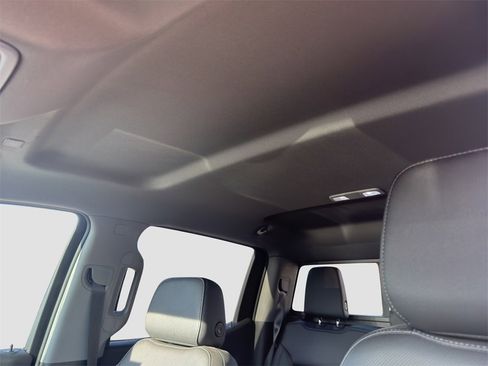 Used 2022 GMC Sierra 1500 SLT w/ SLT Premium Package image 8