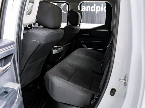 Used 2022 Toyota Tundra SR5 w/ SR5 Convenience Package image 29