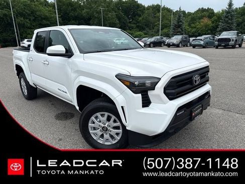Used 2026 Toyota Tacoma SR5 AWD/4WD image 1