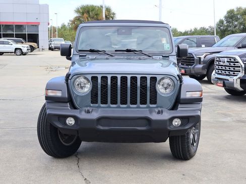 Used 2024 Jeep Wrangler Sport S image 22