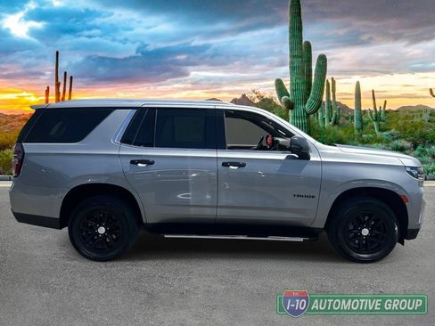 Used 2023 Chevrolet Tahoe LT w/ Luxury Package RWD image 2