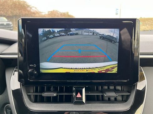 Used 2023 Toyota Corolla SE w/ SE Premium Package image 26