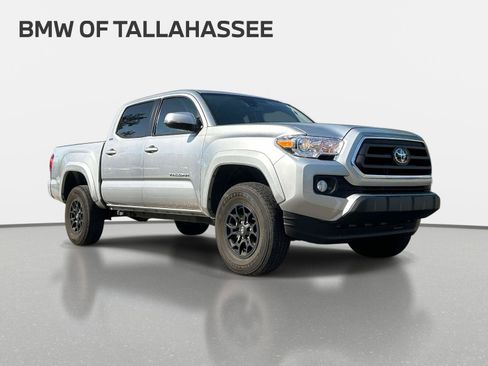 Used 2022 Toyota Tacoma SR5 w/ Technology Package RWD image 4