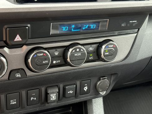 Used 2023 Toyota Tacoma TRD Sport w/ Advanced Technology Package AWD/4WD image 21