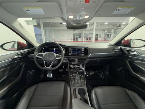 Used 2023 Volkswagen Jetta SE image 22
