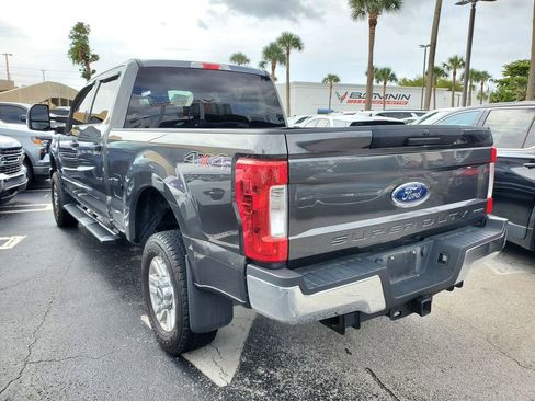 Used 2019 Ford F250 XLT w/ Snow Plow Prep Package image 3