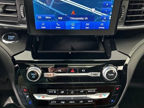 Used 2022 Ford Explorer ST w/ Equipment Group 401A AWD/4WD image 13