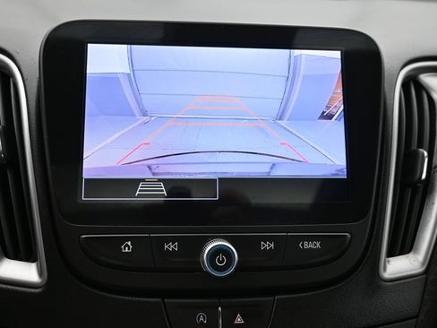 Used 2024 Chevrolet Malibu LT FWD image 33