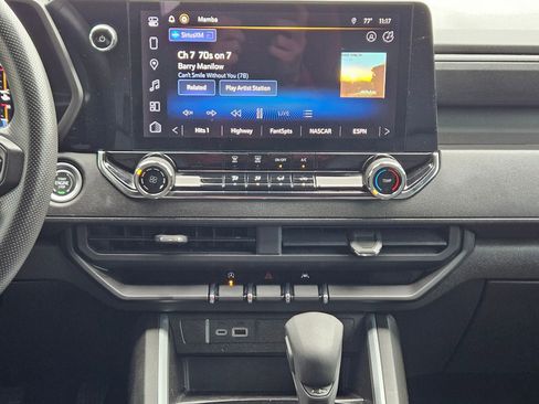 Used 2023 Chevrolet Colorado Trail Boss AWD/4WD image 14