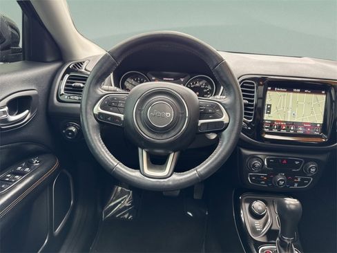 Used 2019 Jeep Compass Limited image 33