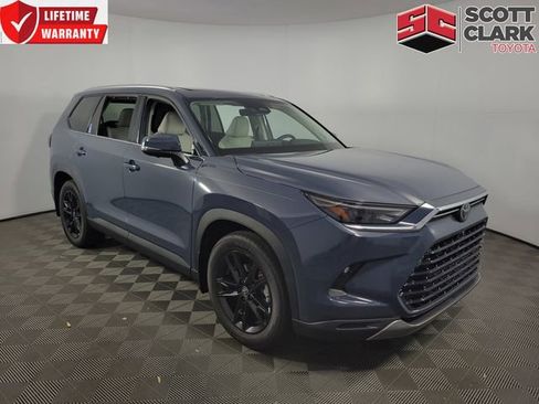 Used 2026 Toyota Grand Highlander Limited image 1