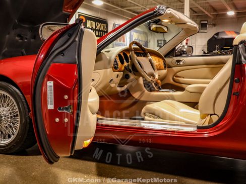 Used 2000 Jaguar XK8 Convertible RWD image 81