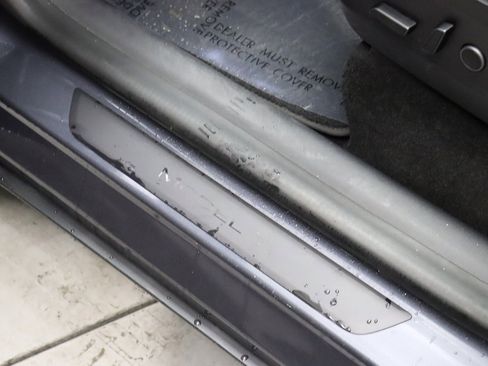 Used 2022 Tesla Model Y Performance image 20