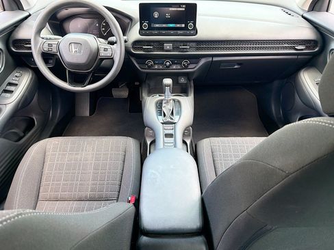 Used 2025 Honda HR-V LX image 31