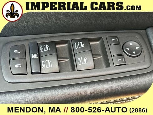 New 2026 Chrysler Pacifica Select image 20