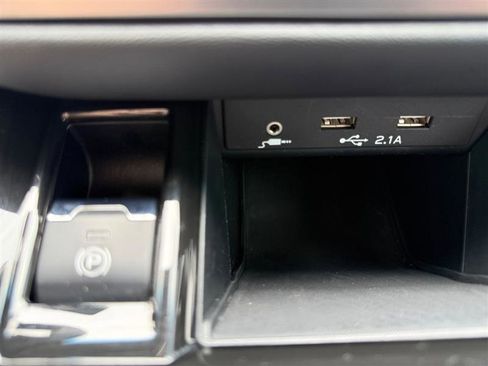 Used 2021 Subaru Legacy Limited w/ Popular Package #2 image 23