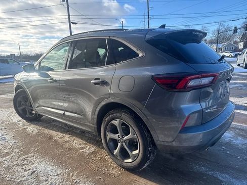 Used 2024 Ford Escape ST-Line Select w/ Tech Pack #1 image 8