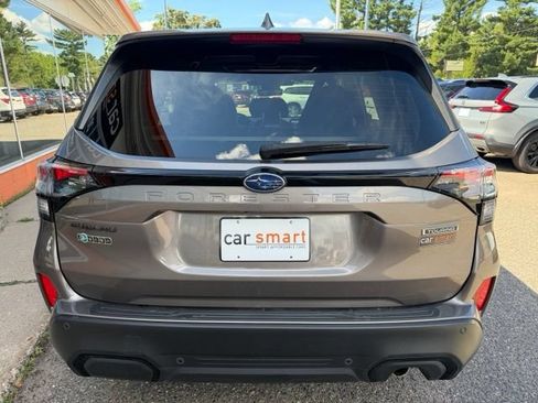 Used 2025 Subaru Forester Touring AWD/4WD image 6