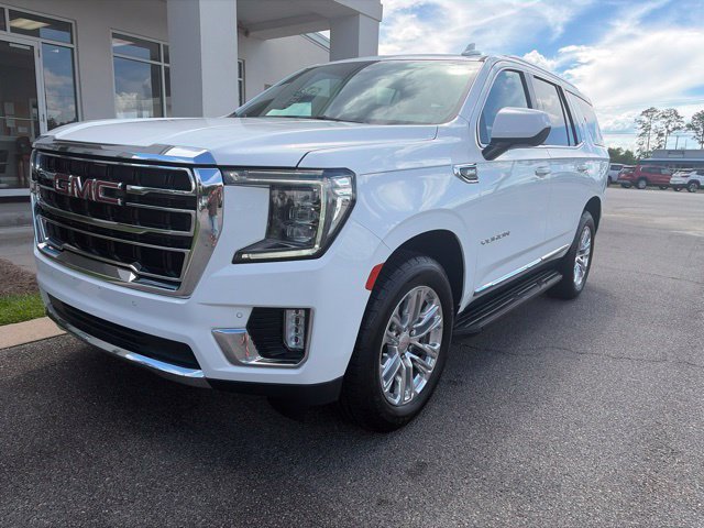 Used 2023 GMC Yukon SLT RWD image 2