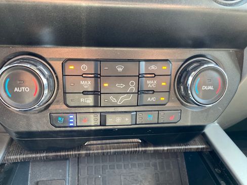 Used 2021 Ford F350 Lariat w/ Tremor Off-Road Package AWD/4WD image 18
