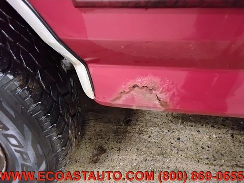 Used 1994 Ford F150 4x4 Regular Cab image 14