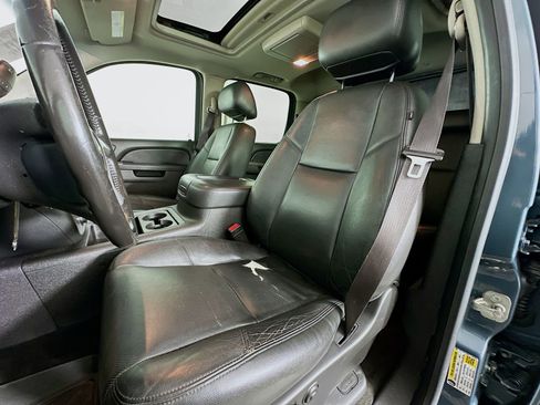 Used 2013 Chevrolet Silverado 2500 LTZ w/ LTZ Plus Package image 24