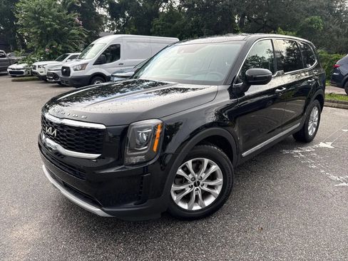 Used 2022 Kia Telluride LX AWD/4WD image 2