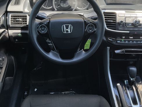 Used 2017 Honda Accord LX image 21