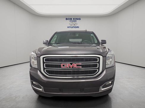 Used 2018 GMC Yukon XL SLT w/ Open Road Package AWD/4WD image 8