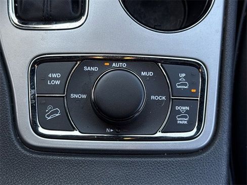 Used 2020 Jeep Grand Cherokee High Altitude image 20