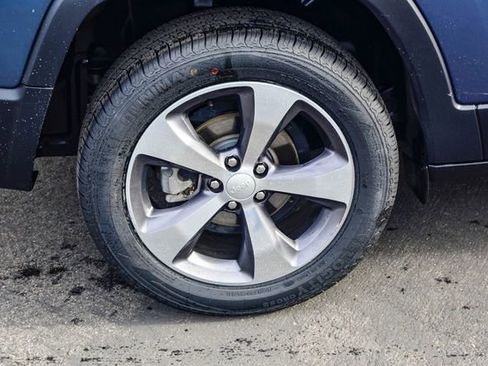 Used 2019 Jeep Cherokee Limited w/ Technology Group image 8