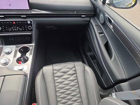 New 2026 Genesis GV80 3.5T e-SC image 14