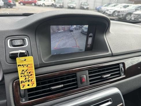 Used 2014 Volvo XC70 T6 image 17