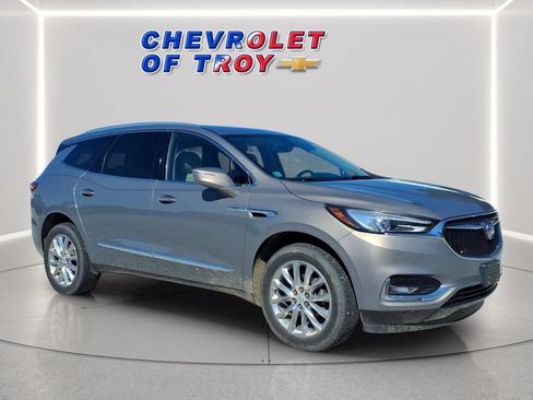 Used 2019 Buick Enclave Essence FWD image 1