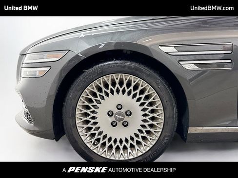 Used 2022 Genesis G80 2.5T w/ Prestige Package image 2