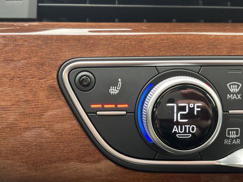 Used 2020 Audi A4 2.0T allroad Premium Plus w/ Premium Plus Package image 12