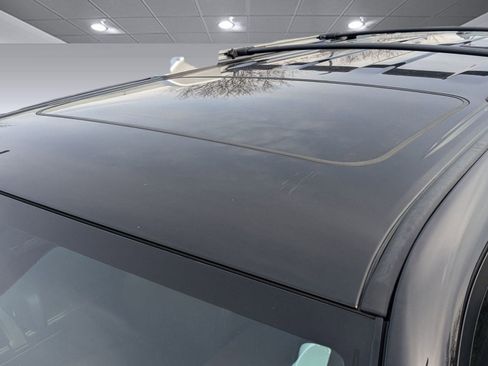 Used 2017 Toyota 4Runner Limited image 10