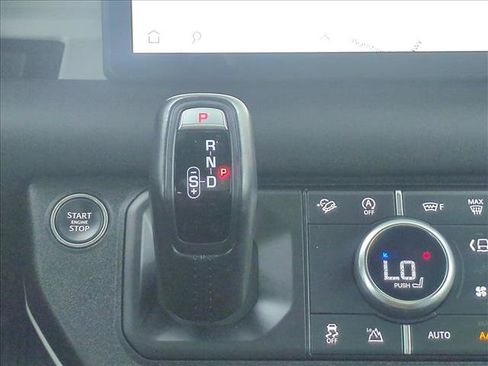 Used 2024 Land Rover Defender 90 S AWD/4WD image 12