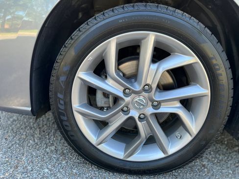 Used 2015 Nissan Sentra SR FWD image 31