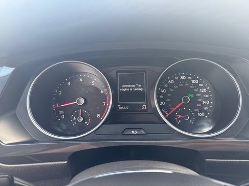 Used 2018 Volkswagen Tiguan SE w/ Panoramic Sunroof Package AWD/4WD image 40