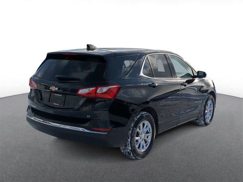 Used 2020 Chevrolet Equinox LT w/ Driver Convenience Package image 8