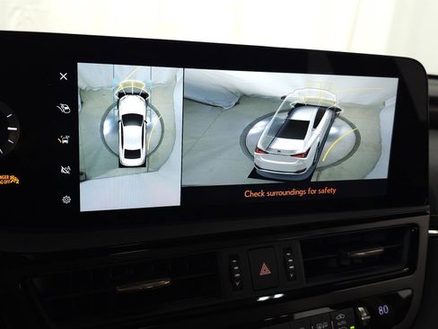 Used 2025 Lexus ES 350 w/ Luxury Package image 30