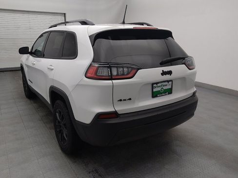 Used 2023 Jeep Cherokee Altitude Lux image 5
