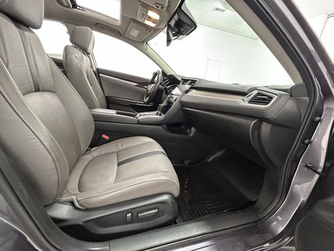 Used 2017 Honda Civic Touring image 37