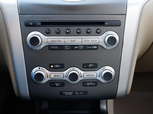 Used 2013 Nissan Murano SL w/ Navigation Pkg image 36